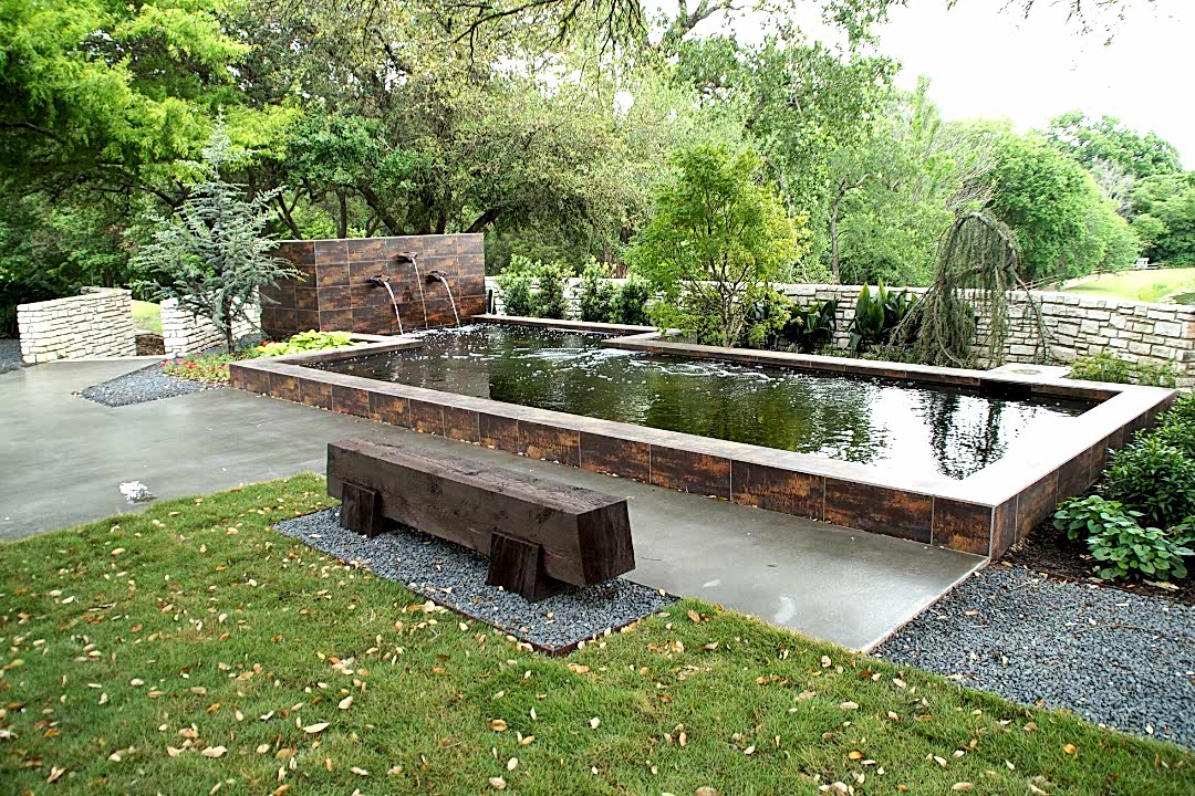 Pool Fountains & Waterfall Installation